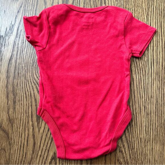 DC Comics Justice League Superhero onesie bodysuit set, size 6-9M (set of 2) - Picture 5 of 6